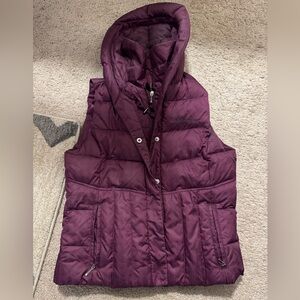 Columbia women's purple hooded puffer vest